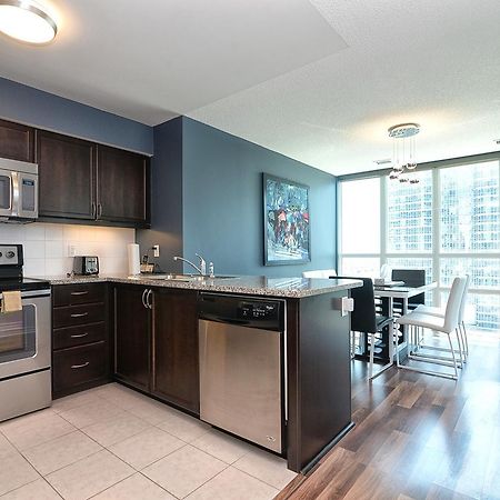 Napa Furnished Suites At Cn Tower & Maple Leaf Square Toronto Extérieur photo