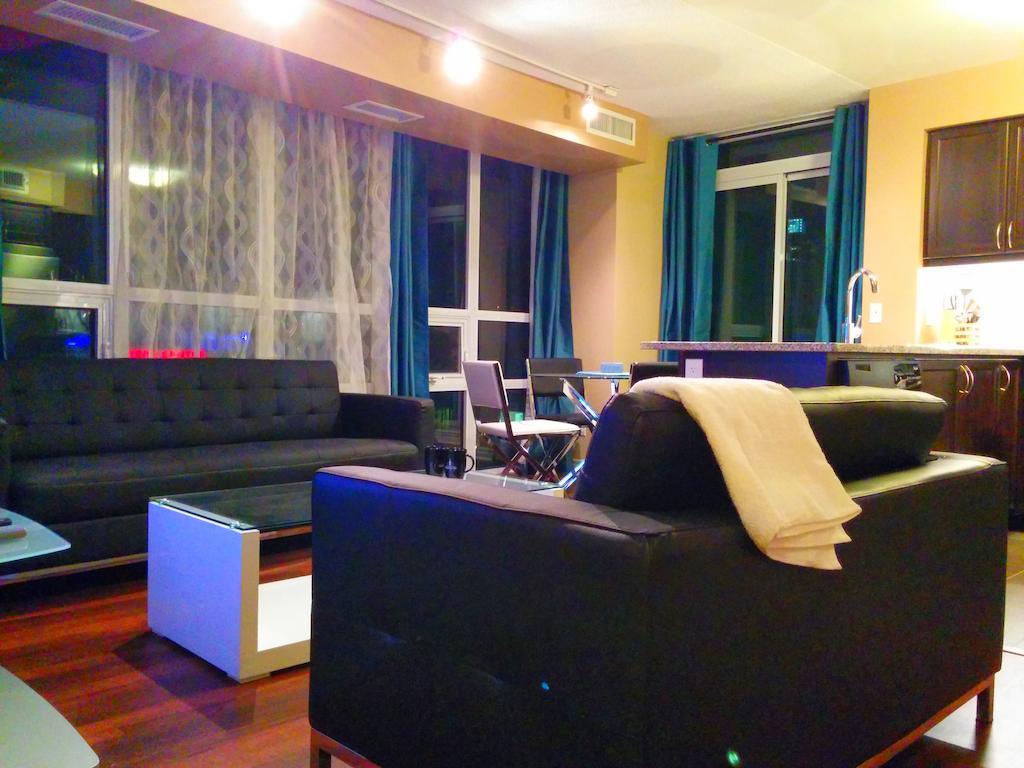 Napa Furnished Suites At Cn Tower & Maple Leaf Square Toronto Chambre photo
