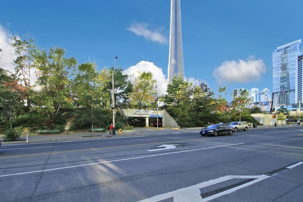Napa Furnished Suites At Cn Tower & Maple Leaf Square Toronto Extérieur photo
