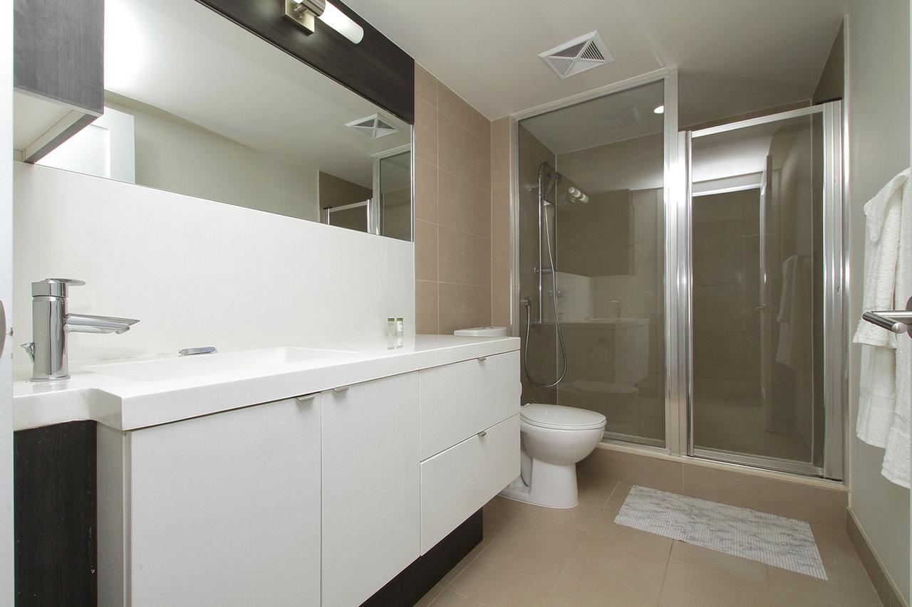Napa Furnished Suites At Cn Tower & Maple Leaf Square Toronto Extérieur photo