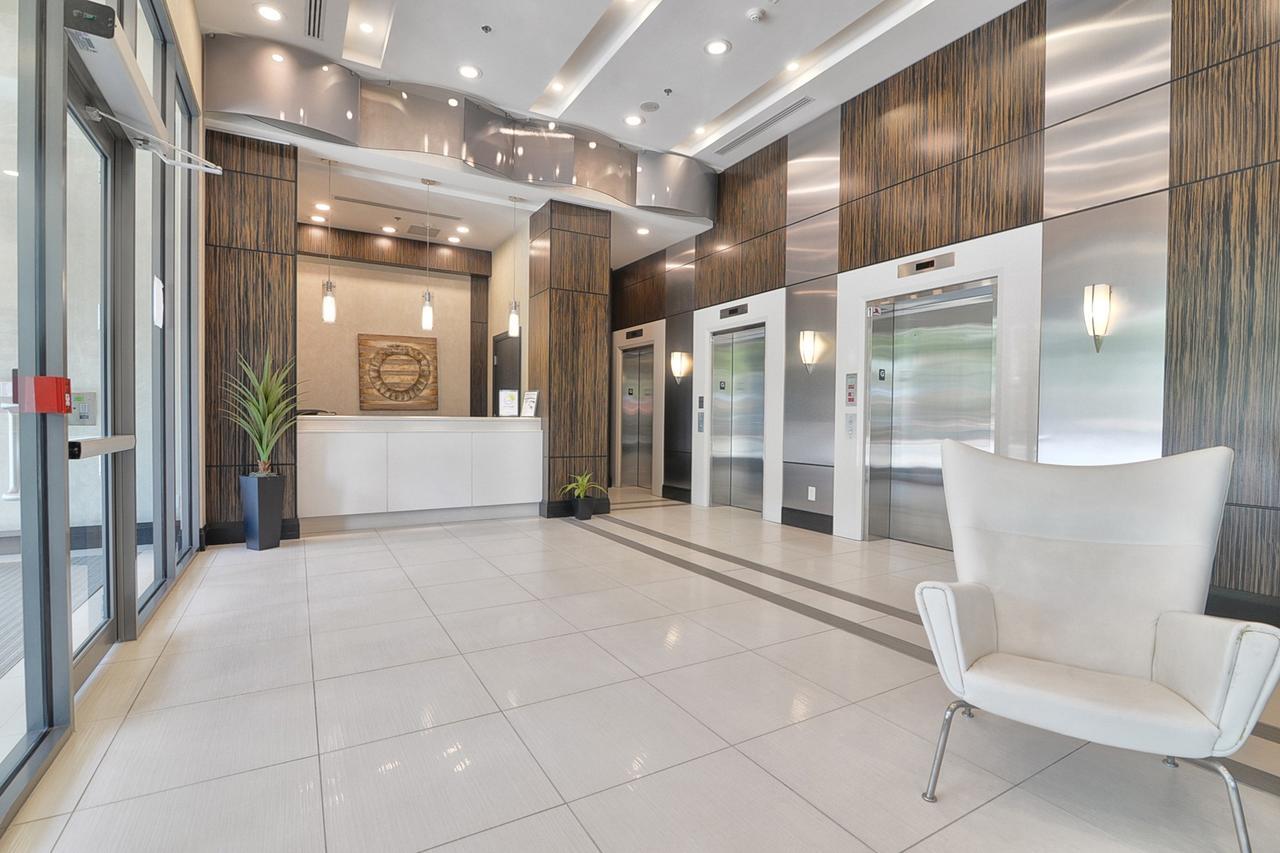 Napa Furnished Suites At Cn Tower & Maple Leaf Square Toronto Extérieur photo
