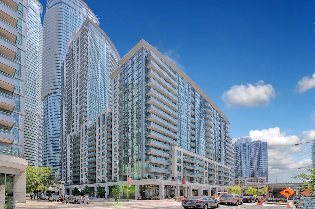 Napa Furnished Suites At Cn Tower & Maple Leaf Square Toronto Extérieur photo