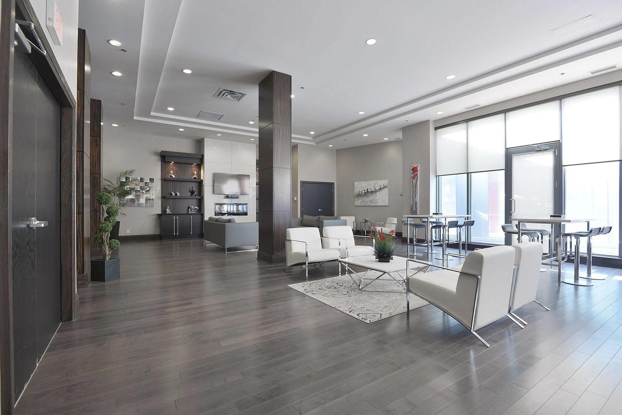 Napa Furnished Suites At Cn Tower & Maple Leaf Square Toronto Extérieur photo